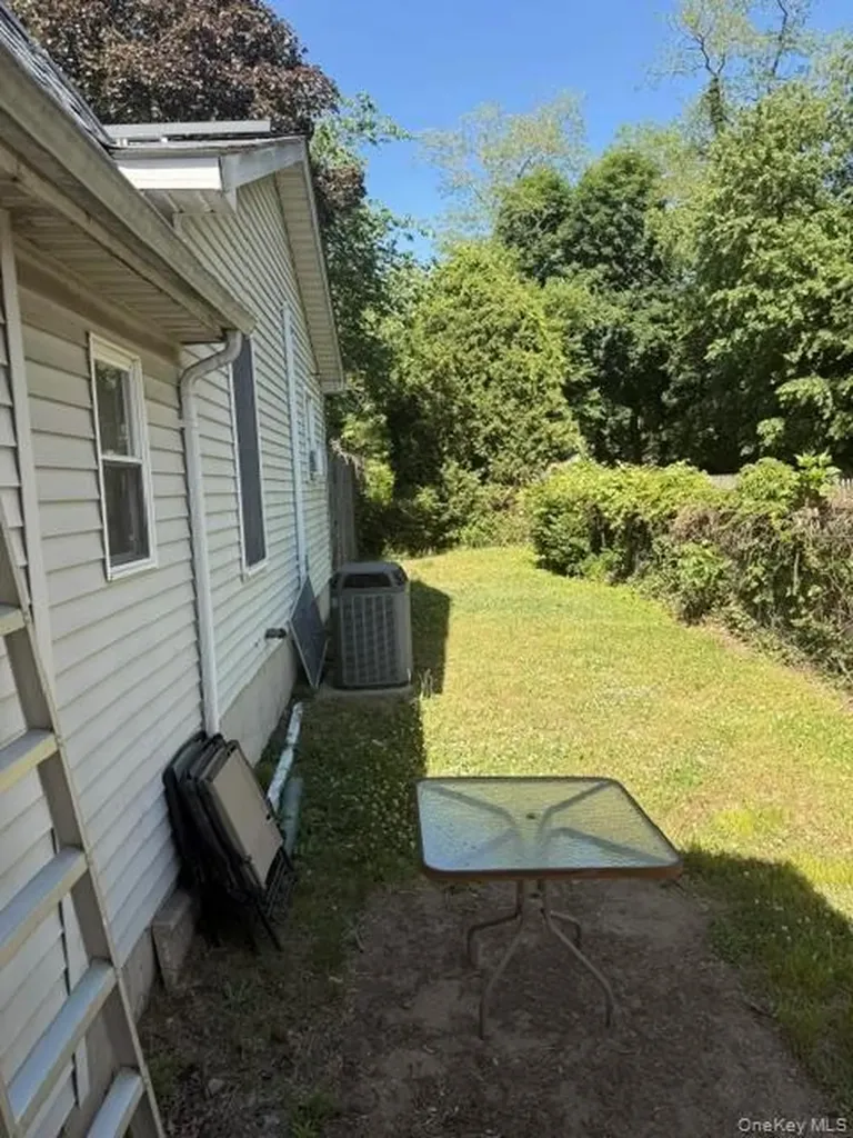 23 Landscape Drive Wheatley Heights NY 11798