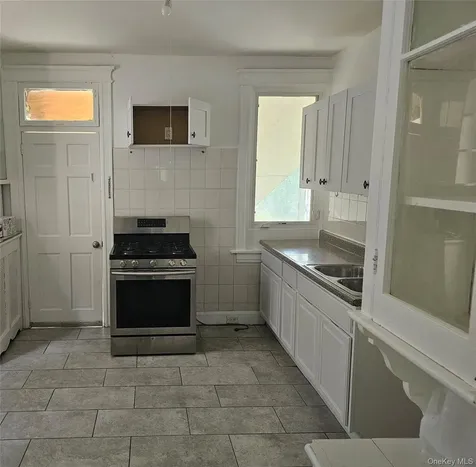 33 Cliff Avenue Yonkers NY 10705