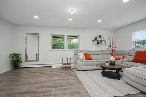 167 Kings Ferry Road Buchanan NY 10511