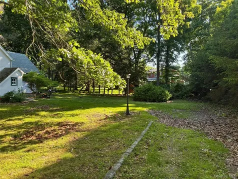 46 Greenwich Road Bedford NY 10506