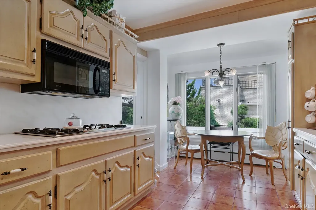 176 Beach 143rd Street Neponsit NY 11694