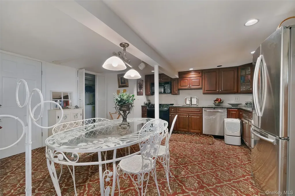176 Beach 143rd Street Neponsit NY 11694