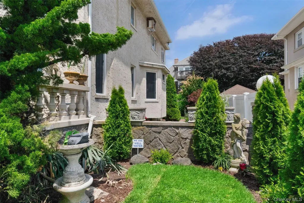 176 Beach 143rd Street Neponsit NY 11694