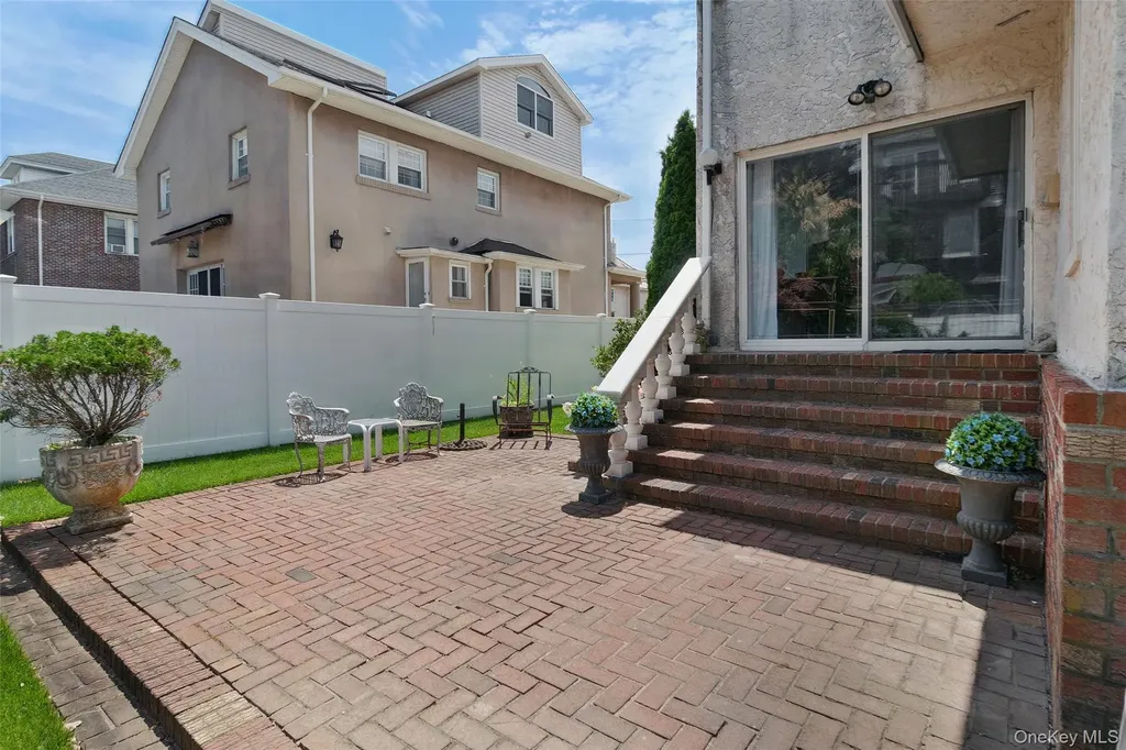176 Beach 143rd Street Neponsit NY 11694