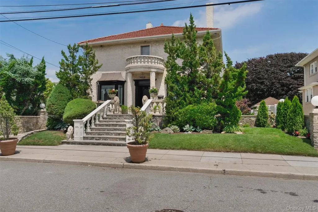 176 Beach 143rd Street Neponsit NY 11694