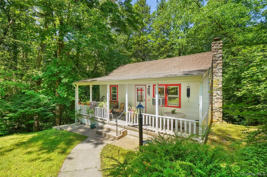 1017 Quaker Bridge Road E Croton-on-hudson NY 10567