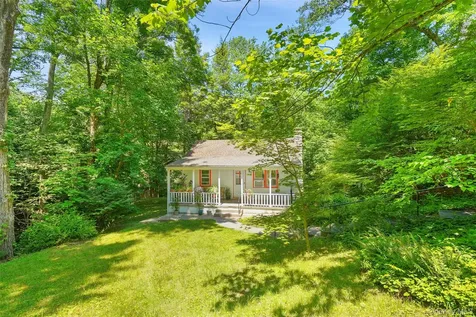 1017 Quaker Bridge Road E Croton-on-hudson NY 10567