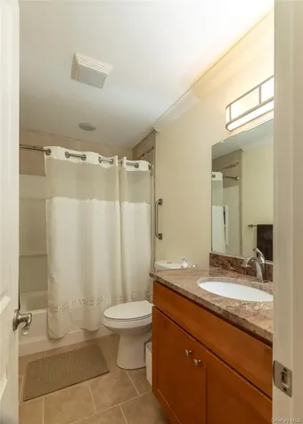 404 Gardenia Drive Rhinebeck NY 12572