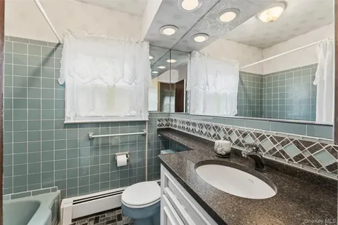 162 Midland Avenue Yonkers NY 10705