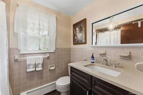 162 Midland Avenue Yonkers NY 10705