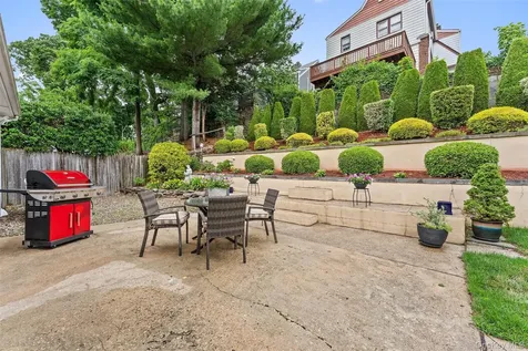 162 Midland Avenue Yonkers NY 10705