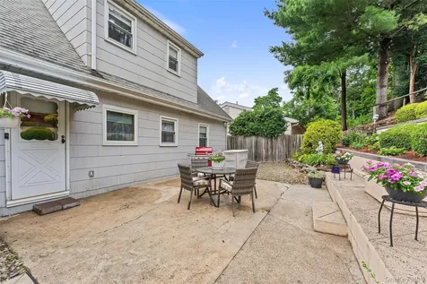 162 Midland Avenue Yonkers NY 10705