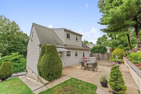 162 Midland Avenue Yonkers NY 10705