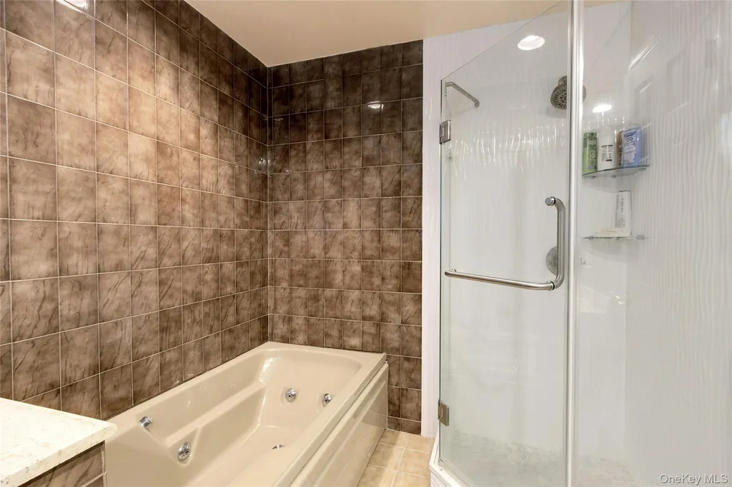 7 S Cranford Road Bardonia NY 10954