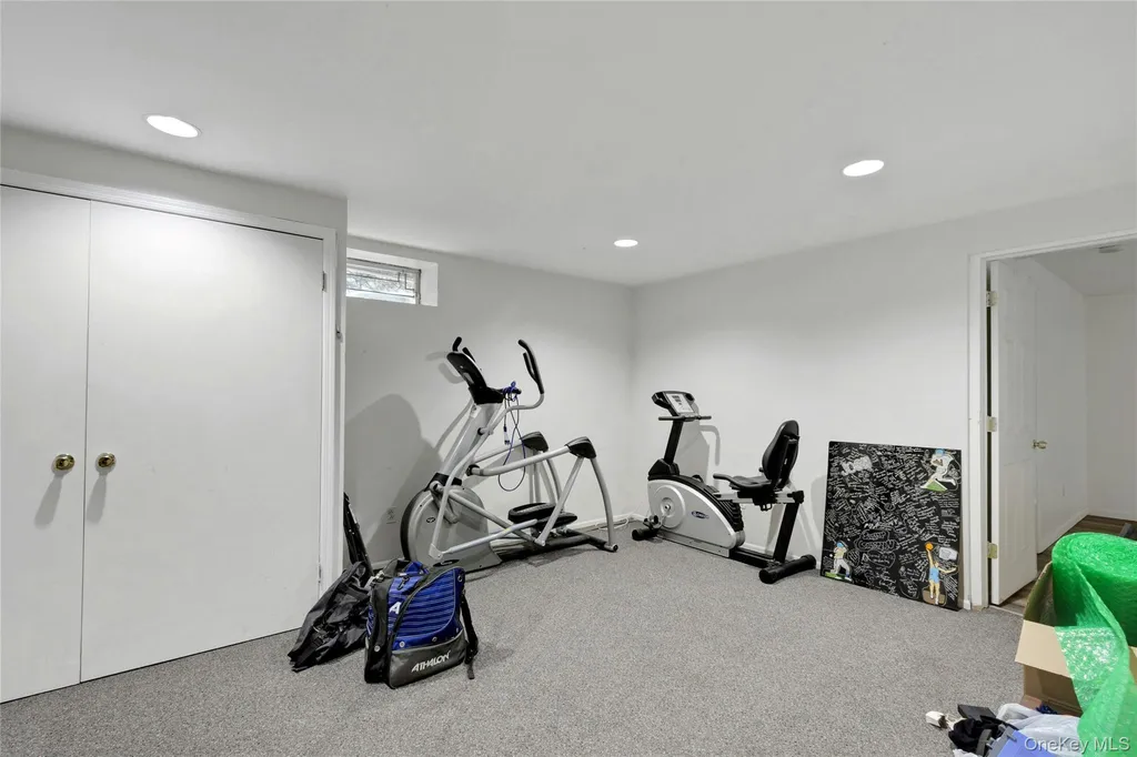 7 S Cranford Road Bardonia NY 10954