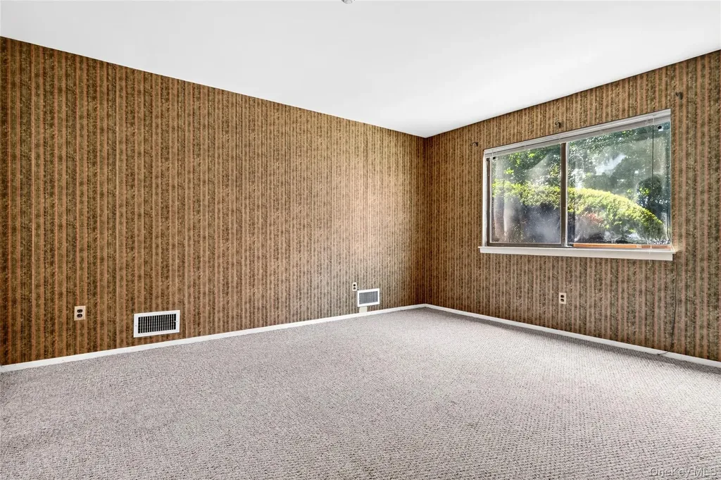 101 Town Hill Road Nanuet NY 10954