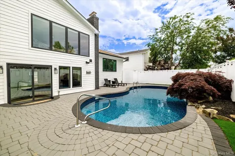 2647 Frances Street Bellmore NY 11710