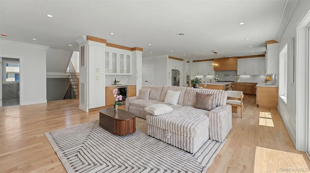 1025 Mirabelle Avenue Westbury NY 11590
