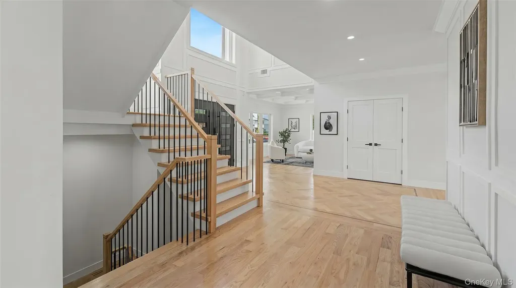 1025 Mirabelle Avenue Westbury NY 11590