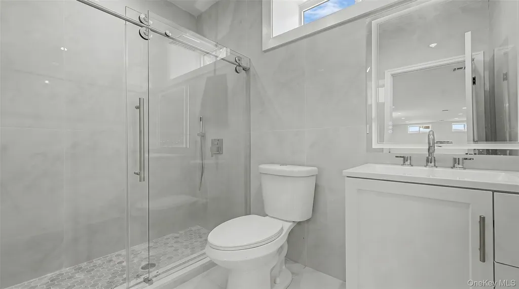 1025 Mirabelle Avenue Westbury NY 11590