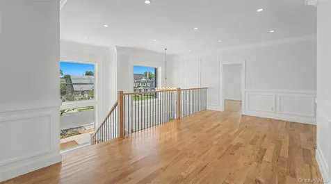 1025 Mirabelle Avenue Westbury NY 11590