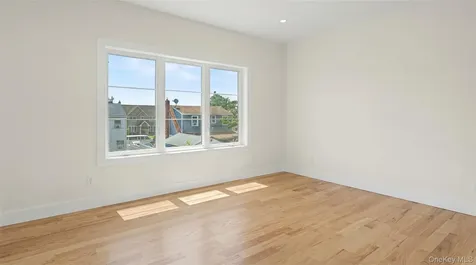 1025 Mirabelle Avenue Westbury NY 11590