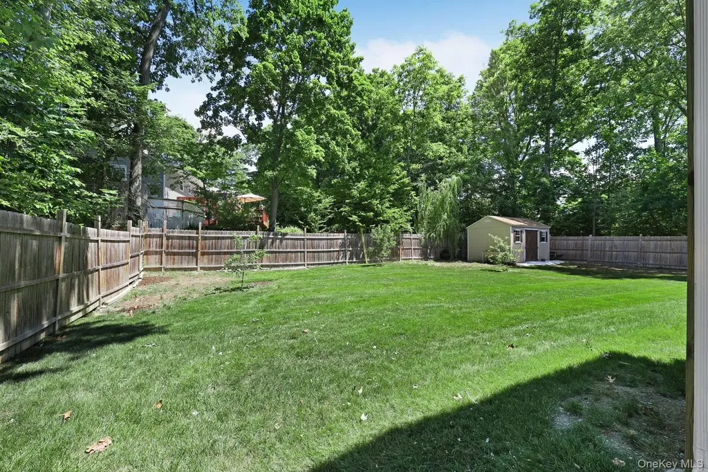 11 Danspence Road Poughkeepsie NY 12603