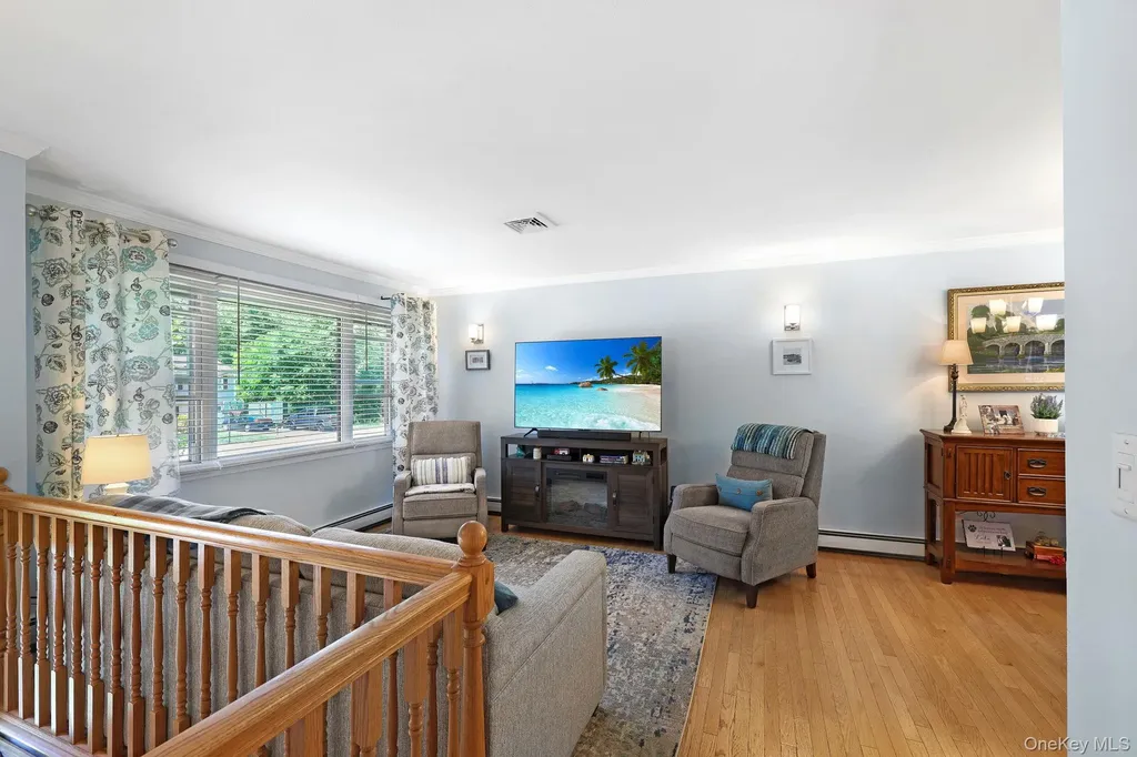 11 Danspence Road Poughkeepsie NY 12603