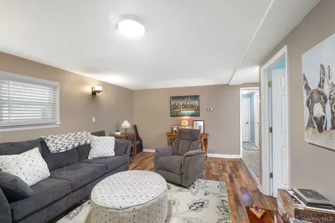 11 Danspence Road Poughkeepsie NY 12603