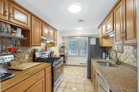 11 Danspence Road Poughkeepsie NY 12603