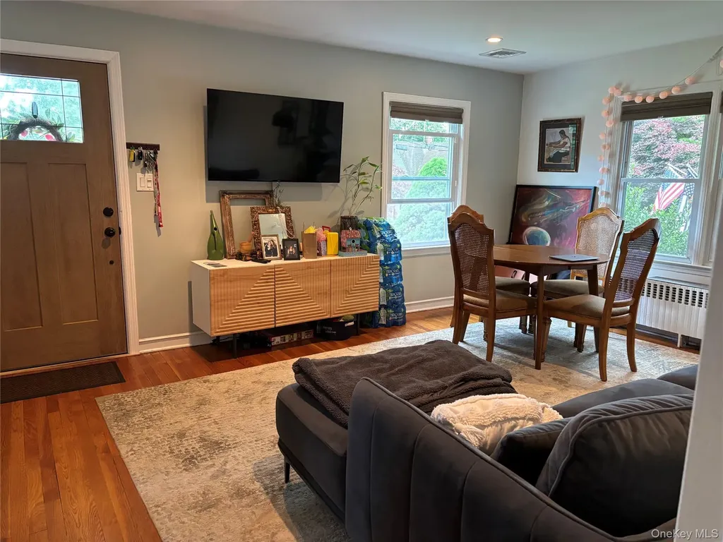 83 Braunsdorf Road Pearl River NY 10965