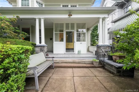 97 Belvedere Drive Yonkers NY 10705