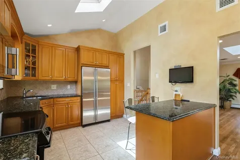 204 Halsey Avenue Jericho NY 11753