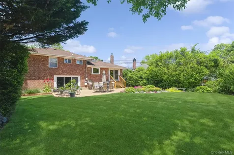 204 Halsey Avenue Jericho NY 11753