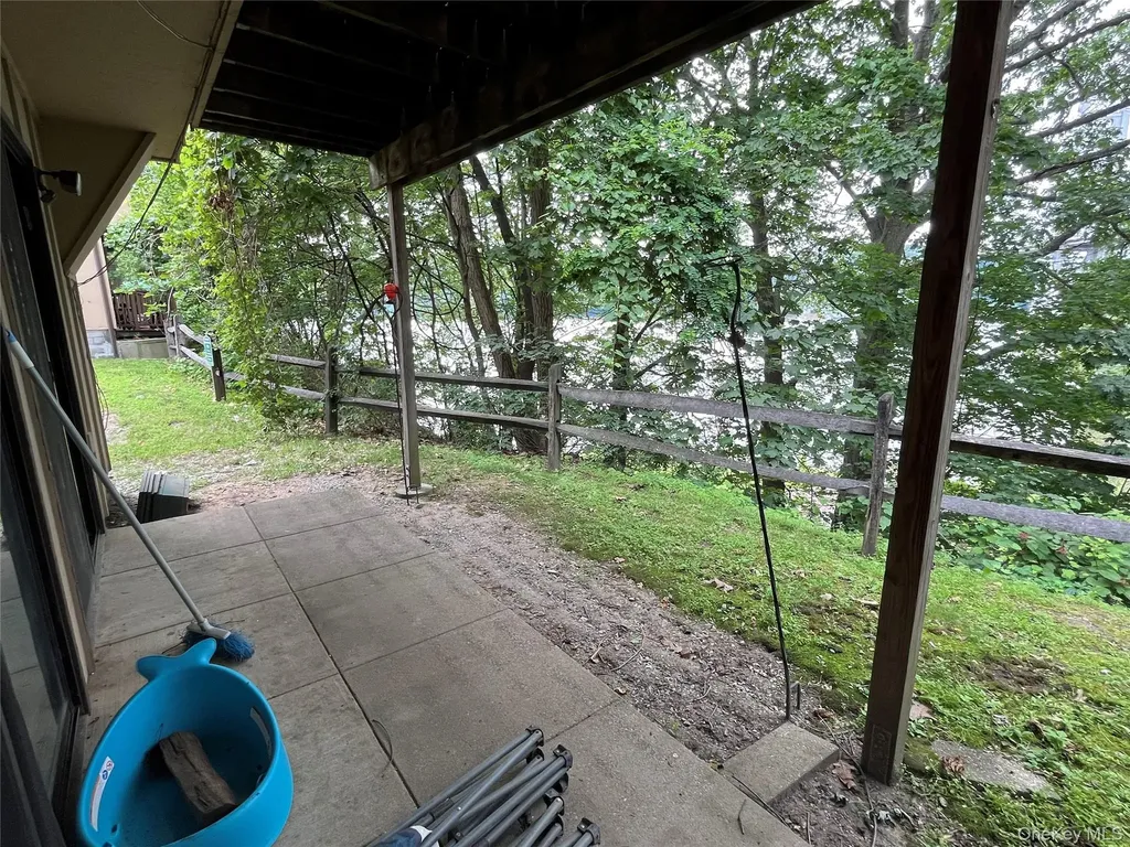 24 Hudson Heights Drive Poughkeepsie NY 12601