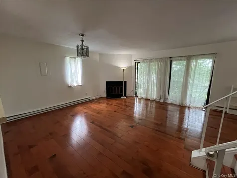 24 Hudson Heights Drive Poughkeepsie NY 12601