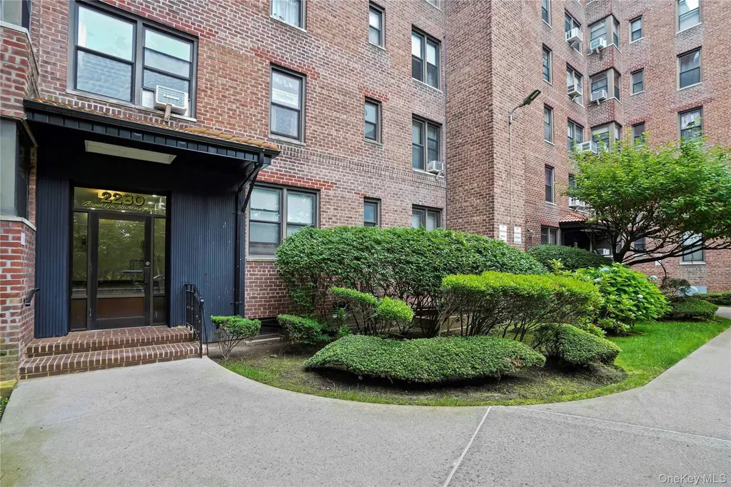 2280 Burnett Street Brooklyn NY 11229