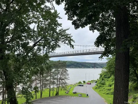 24 Hudson Heights Drive Poughkeepsie NY 12601