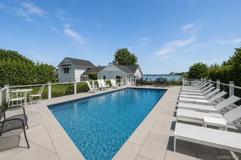 65 Shore Road Westhampton NY 11977