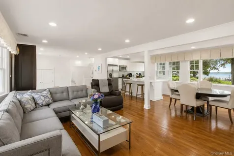 65 Shore Road Westhampton NY 11977
