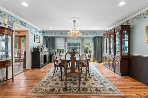 100 Cabot Road Massapequa NY 11758