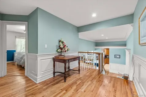 100 Cabot Road Massapequa NY 11758