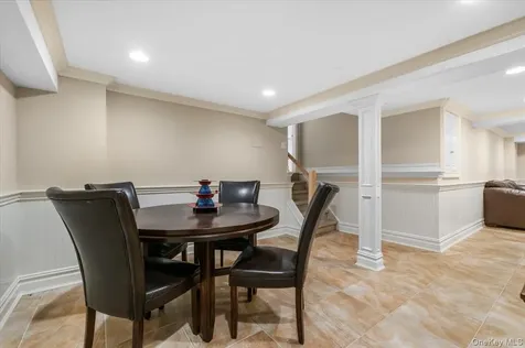 100 Cabot Road Massapequa NY 11758