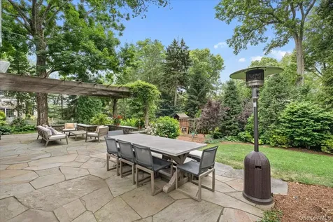 282 Evandale Road Scarsdale NY 10583