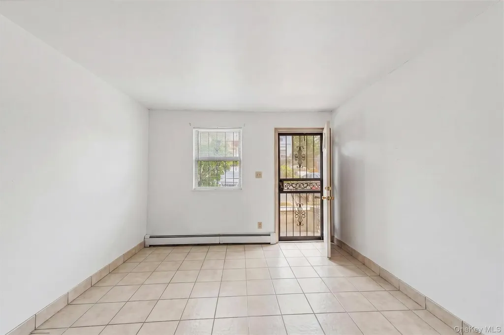 820 Leland Avenue Bronx NY 10473