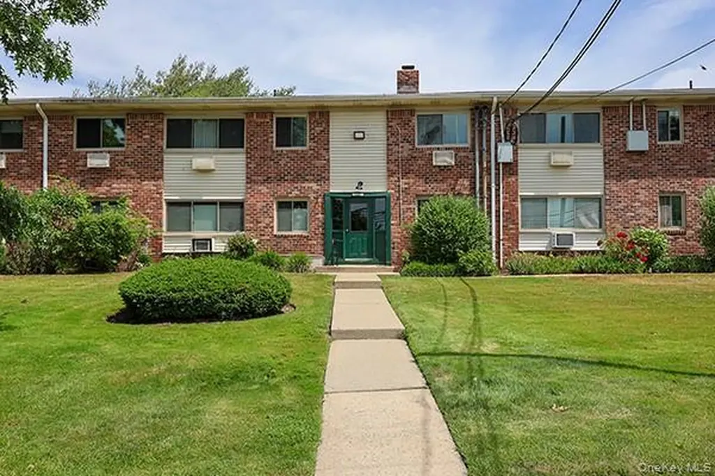 2423 Union Boulevard Islip NY 11751