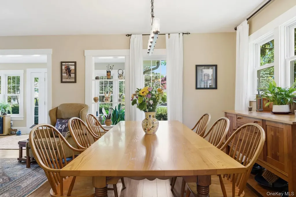 36 Watchogue Avenue East Moriches NY 11940