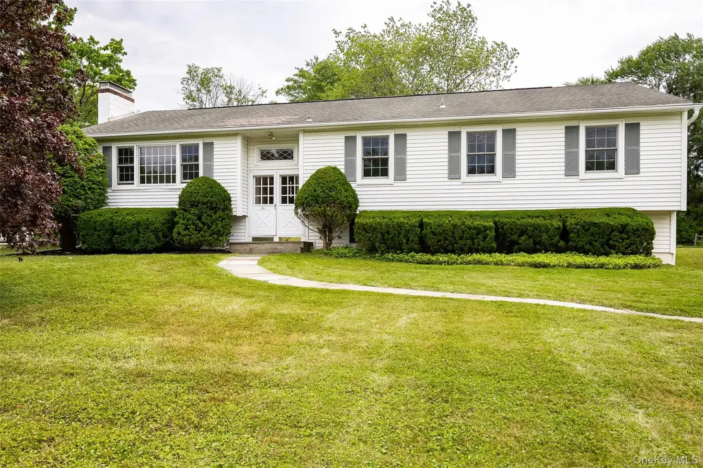 5 Millbank Road Poughkeepsie NY 12603