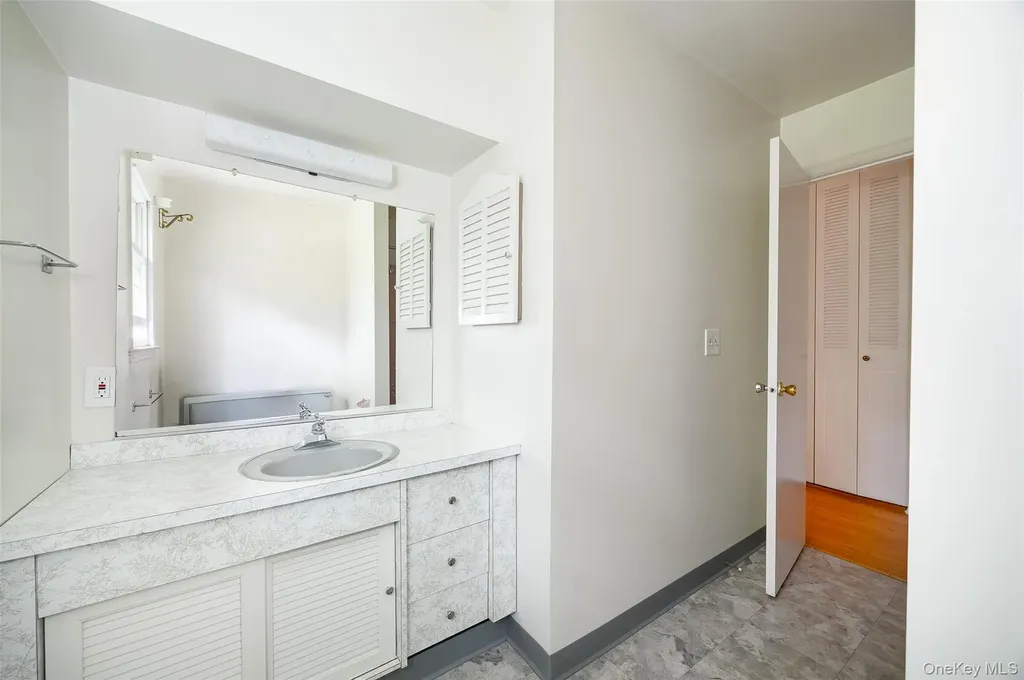 5 Millbank Road Poughkeepsie NY 12603