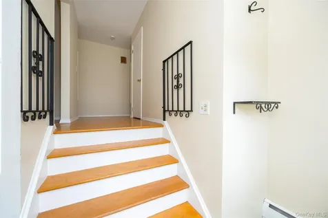 5 Millbank Road Poughkeepsie NY 12603